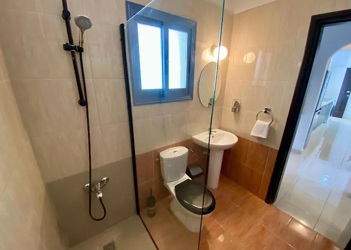 Apartmán Poolside Two Bedroom In Location *